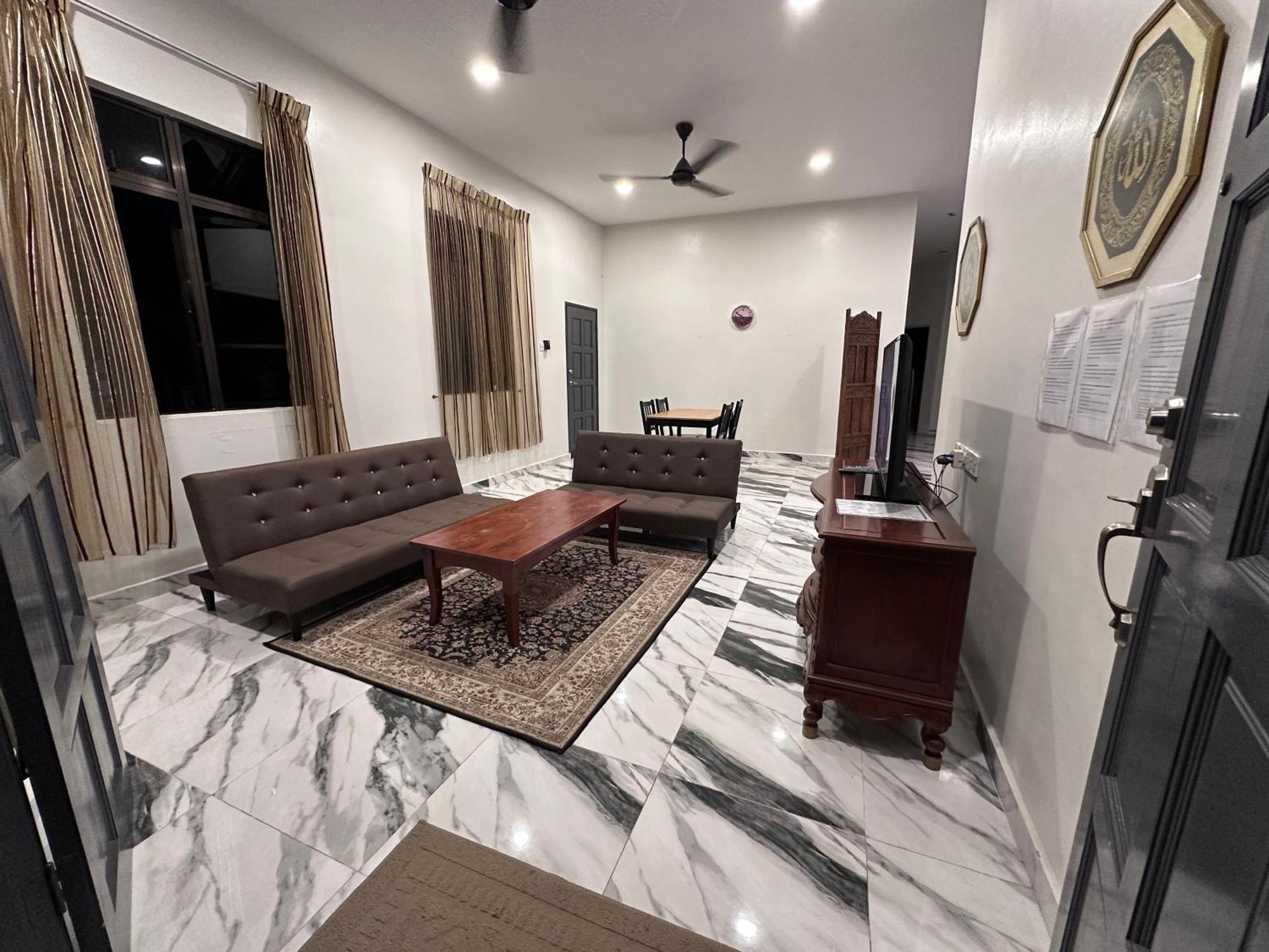 Bangi Utara Villa Каджанг Экстерьер фото